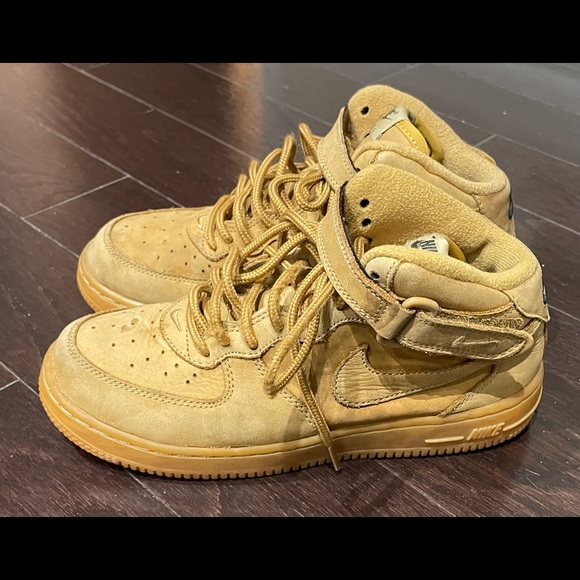 Boys Nike Air Force 1 Sneakers size 3Y US - Picture 3 of 6